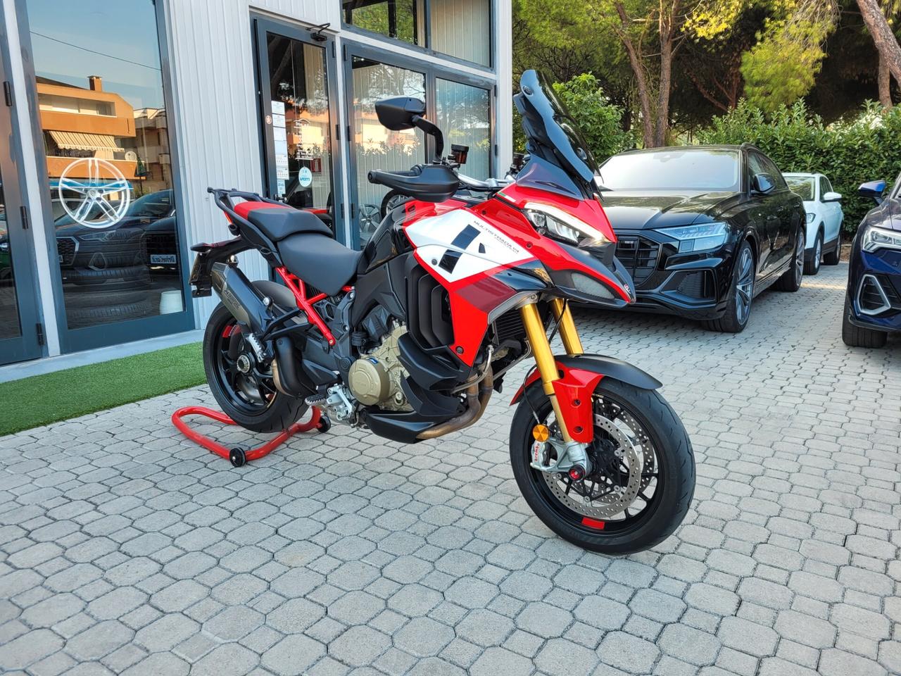 Ducati Multistrada V4 PIKE PEAK 9.500KM.
