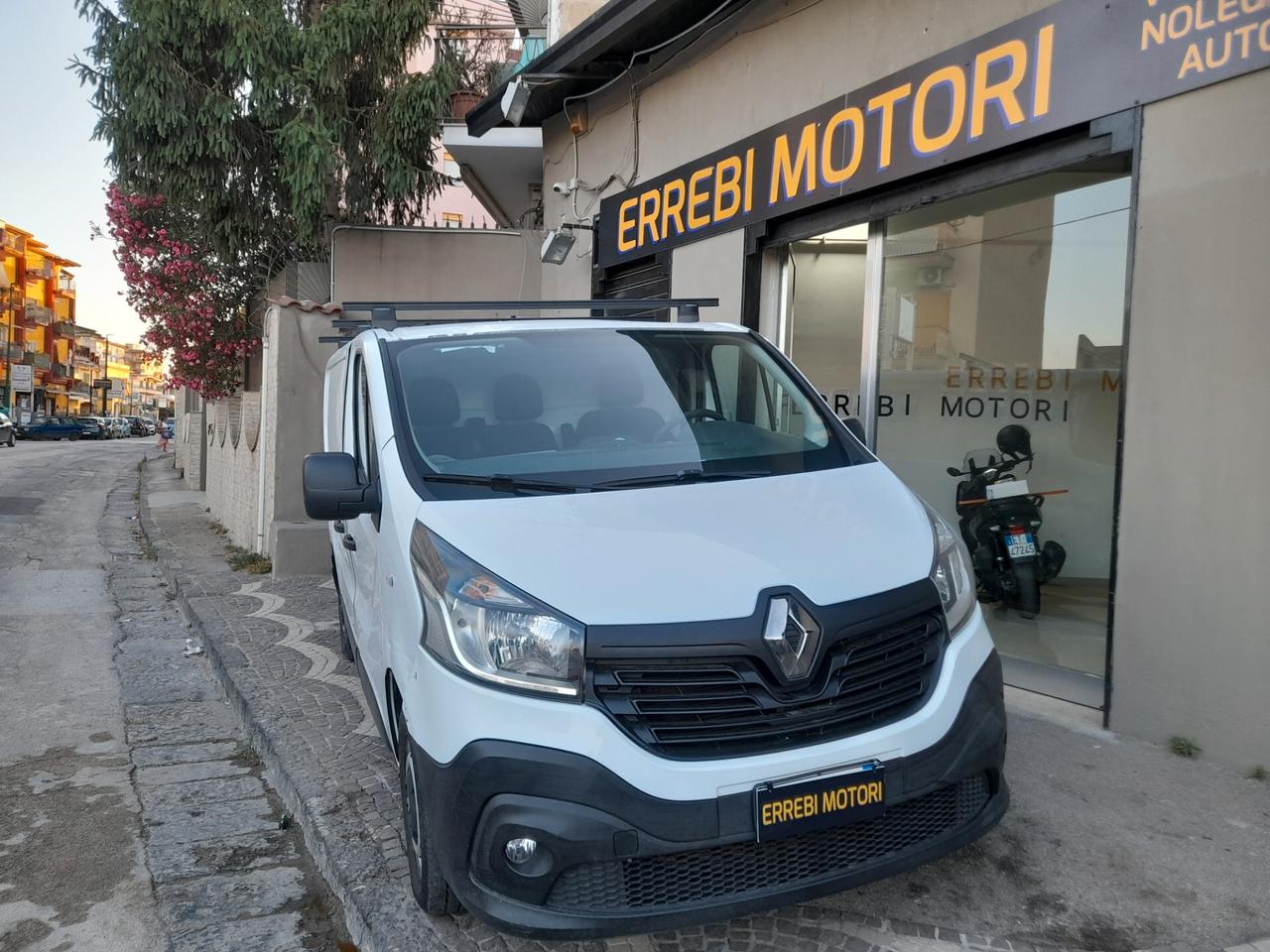 RENAULT TRAFIC 2014