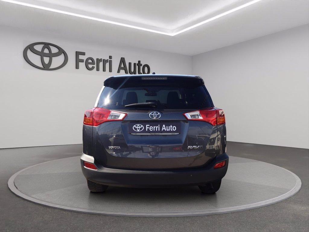 TOYOTA Rav4 2.0 d-4d active 2wd 124cv mt del 2014