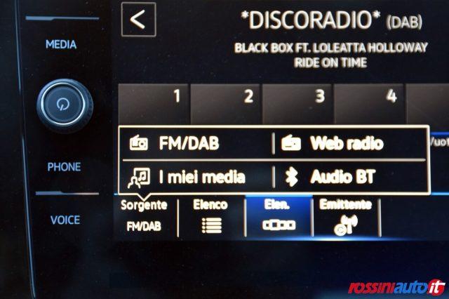 VOLKSWAGEN T-Roc 1.0 TSI 110 CV EDITION PLUS - REARVIEW - VETRI PRI