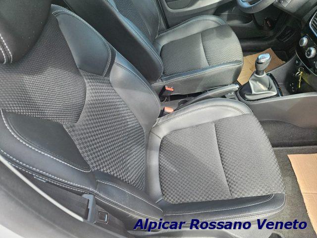 RENAULT Clio dCi 8V 90 CV 5 porte Moschino Intens