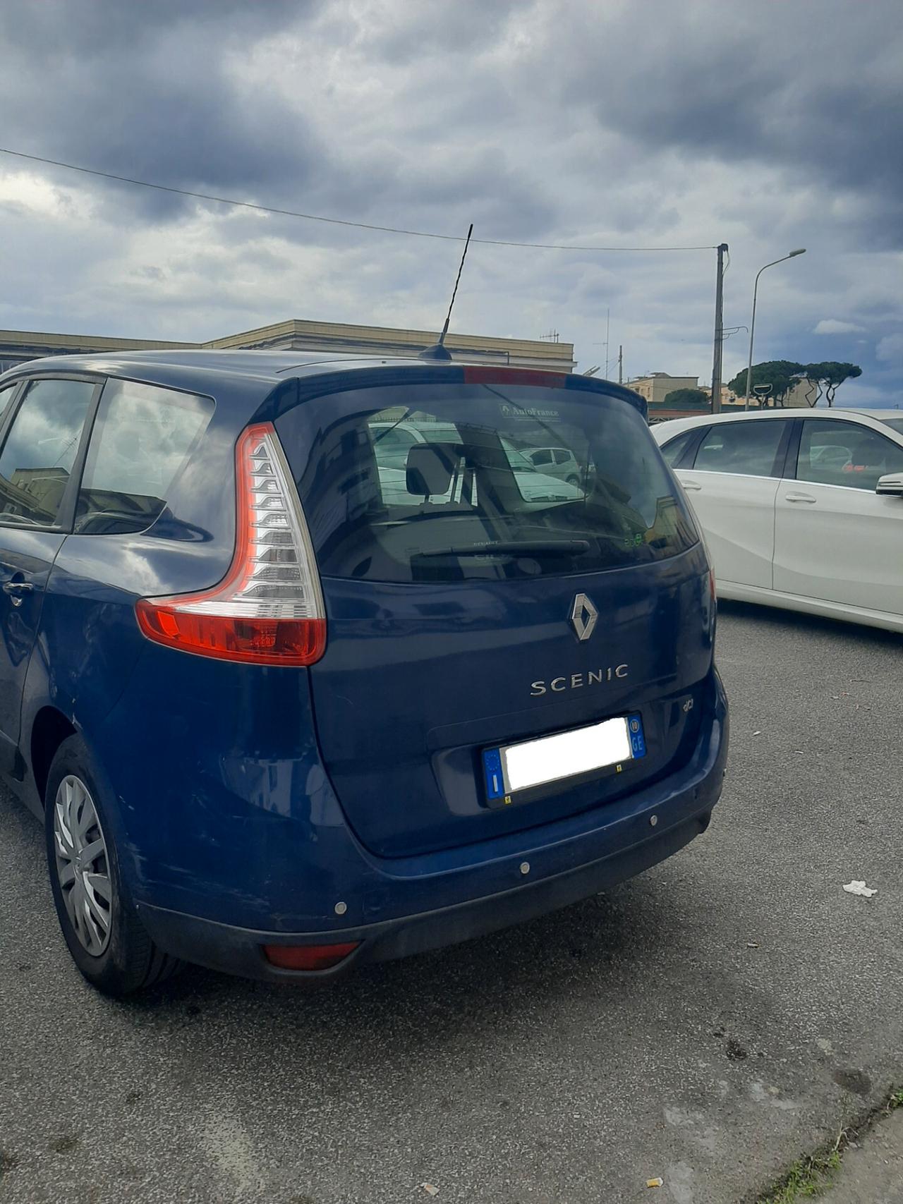 Renault Grand Scenic X-Mod 1.5 dCi 110CV Confort