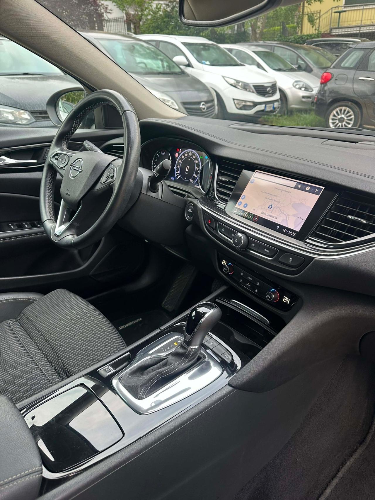 Opel INSIGNA 1.6 CDTI ST COSMO KMCERT NAVI EU6