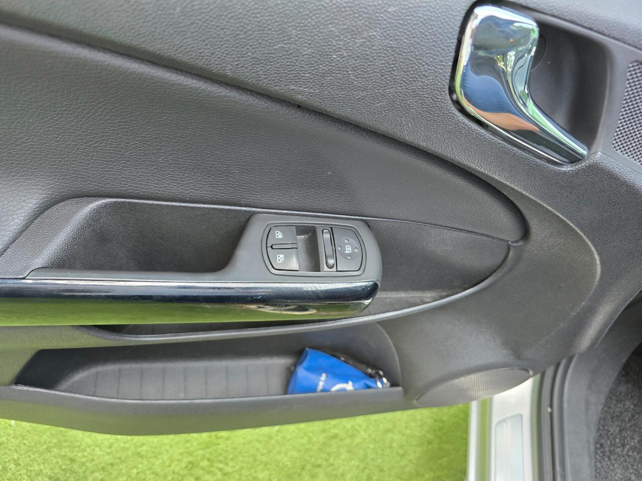 Opel Corsa 1.2 BZ/GPL 86CV GPL FINO 2032-2012