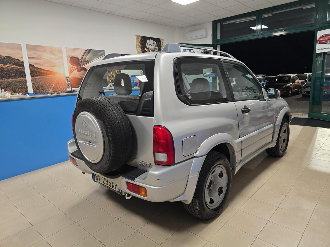 Suzuki Grand Vitara 1.6i 16V cat 3 porte
