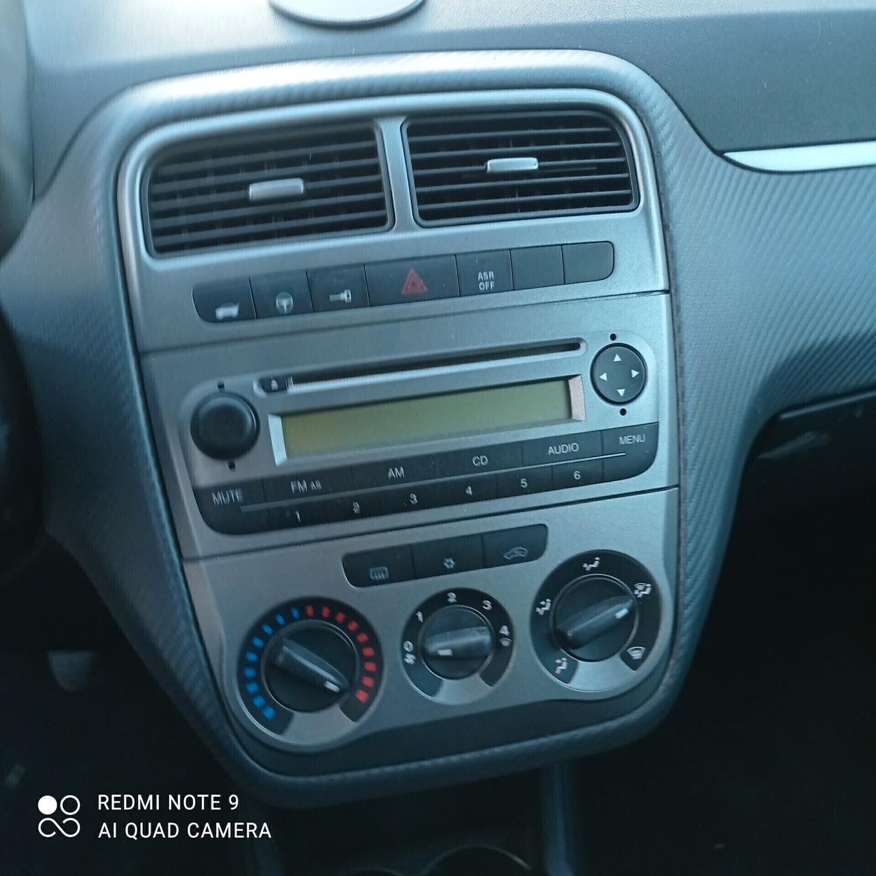 Fiat Grande Punto 1.4 GPL 5p. Actual Van 4pti