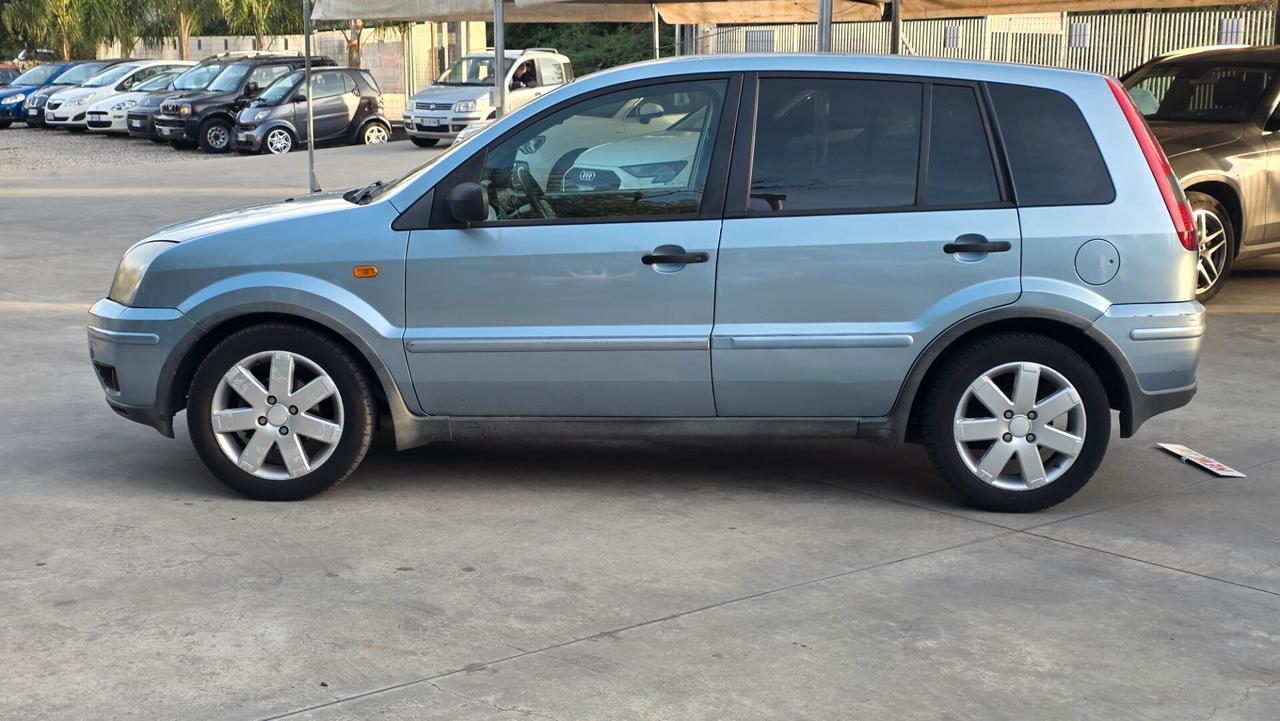 Ford Fusion 1.6 TDCi 5p. Leather