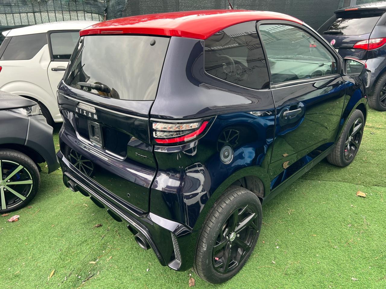Aixam city Ambition black 2024 13000 km full