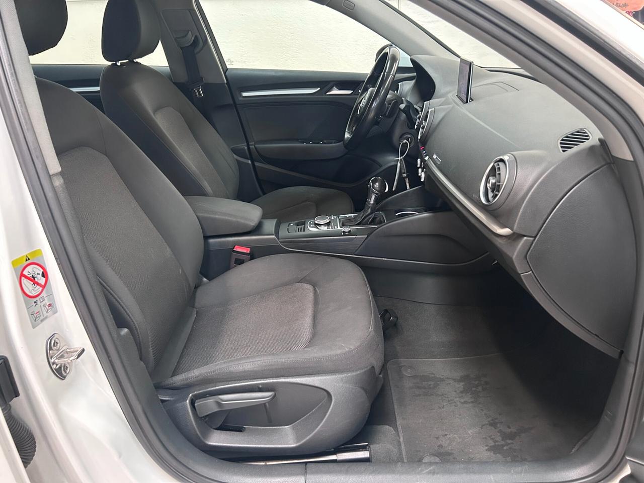 Audi A3 sportback 1.6 TDI 116cv S tronic SOLO PER COMMERCIANTI