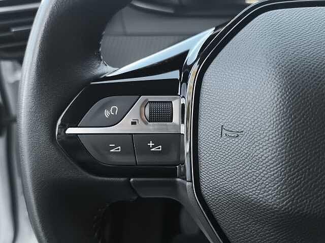 Peugeot 208 PureTech 100 Stop&Start 5 porte Allure
