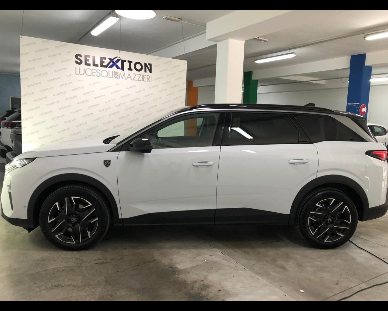 PEUGEOT Nuovo 5008 Hybrid 136 e-DCS6 GT