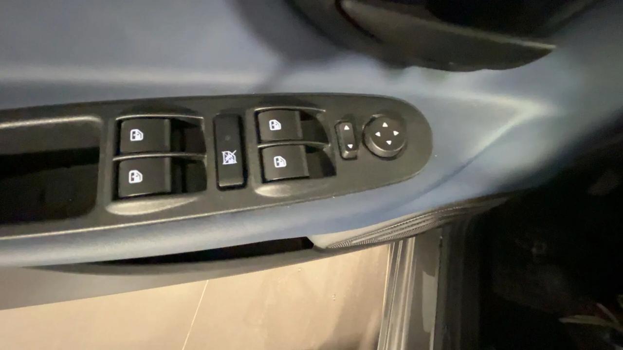 Lancia Ypsilon 1.0 FireFly 5 porte S&S Hybrid Platino