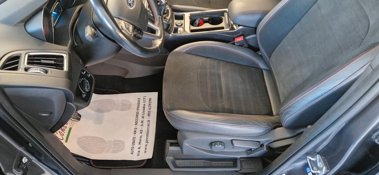 Ford Kuga 1.5 TDCi 120cv 2WD ST-Line