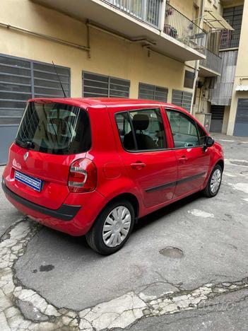 RENAULT Modus 1.2 16V Live