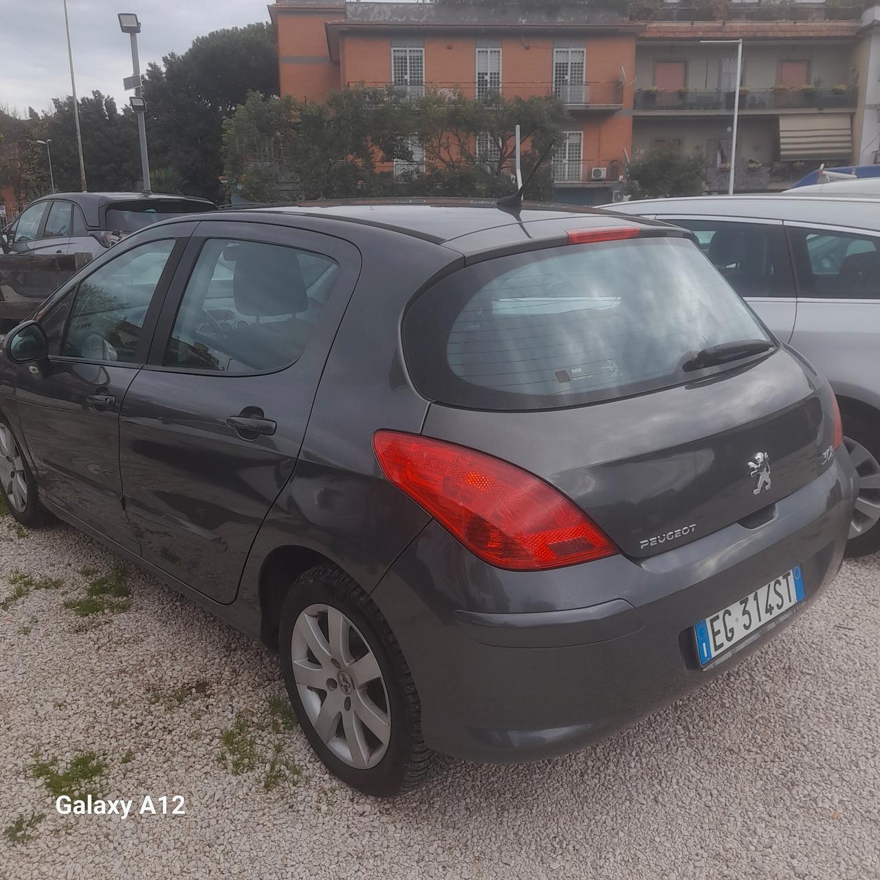 Peugeot 308 1.6 HDi 90CV FAP 5p. Premium