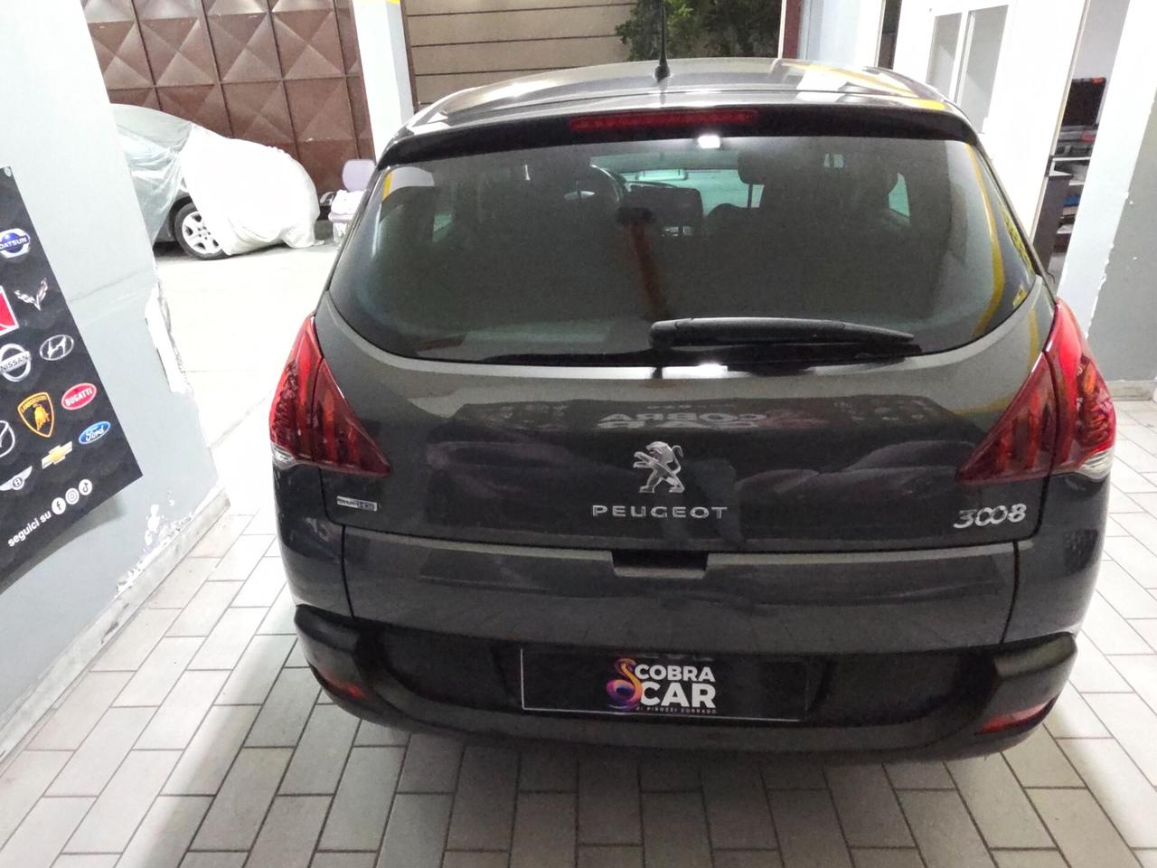Peugeot 3008 BlueHDi 120 S&S Business