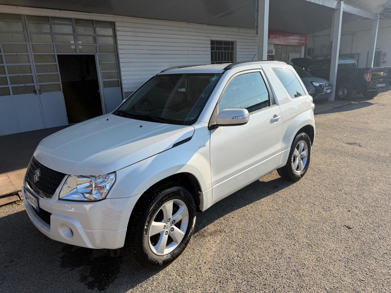 Suzuki Grand Vitara 1.9 DDiS 3 porte
