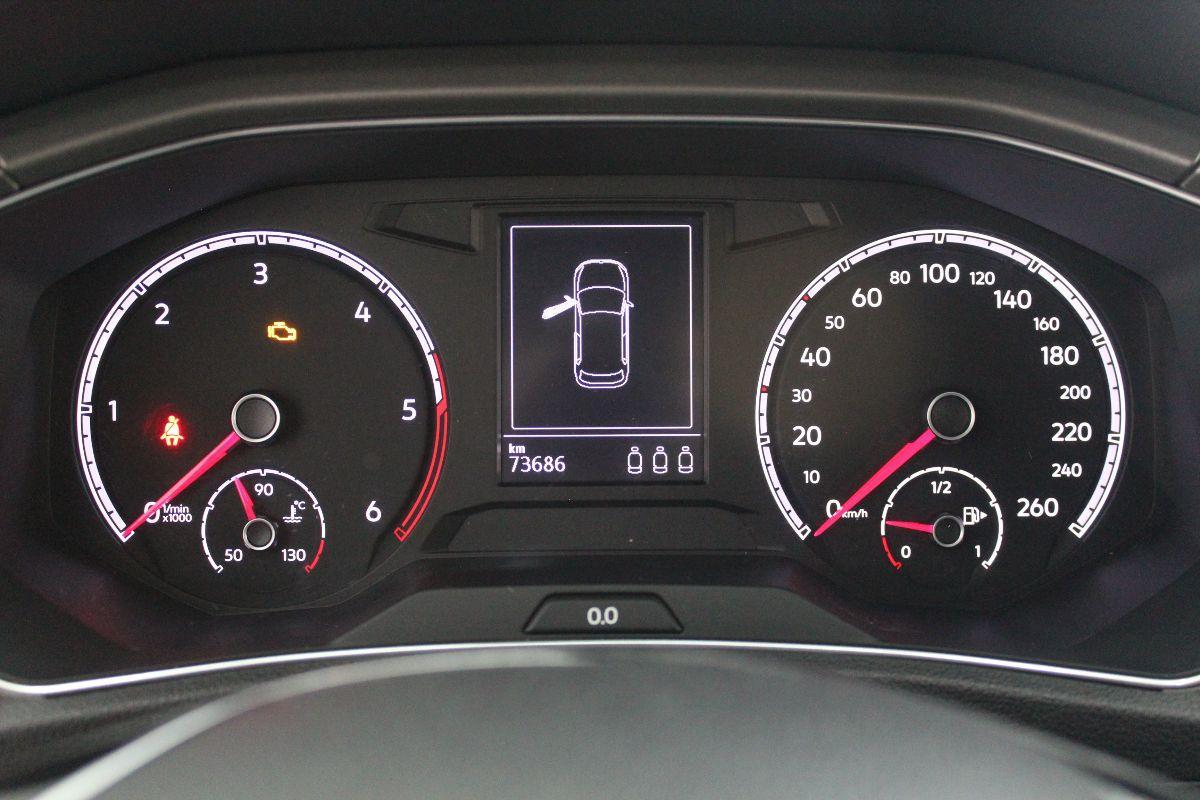 VOLKSWAGEN - T-Roc - 2.0 TDI SCR Business BlueMot.Tech.