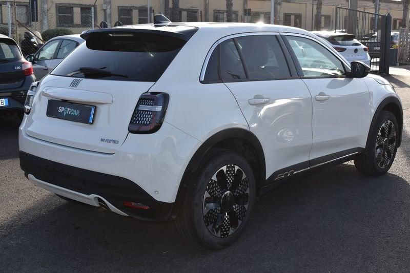 FIAT 600 1.2 Hybrid 100cv La Prima