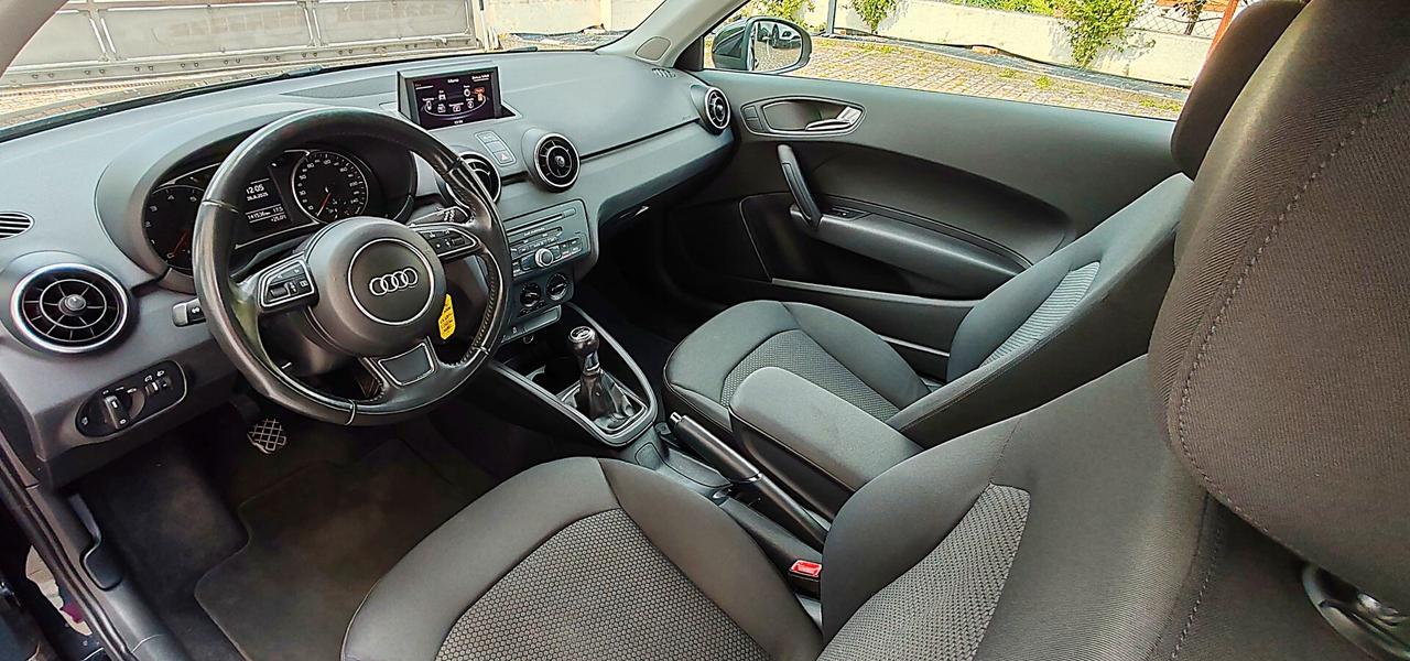 Audi A1 1.2 FSI Attraction 2013 Ok Neopatentati