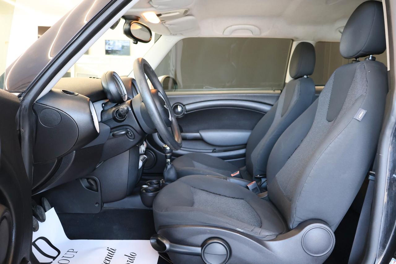 Mini 1.4 16V One ok neopatentati