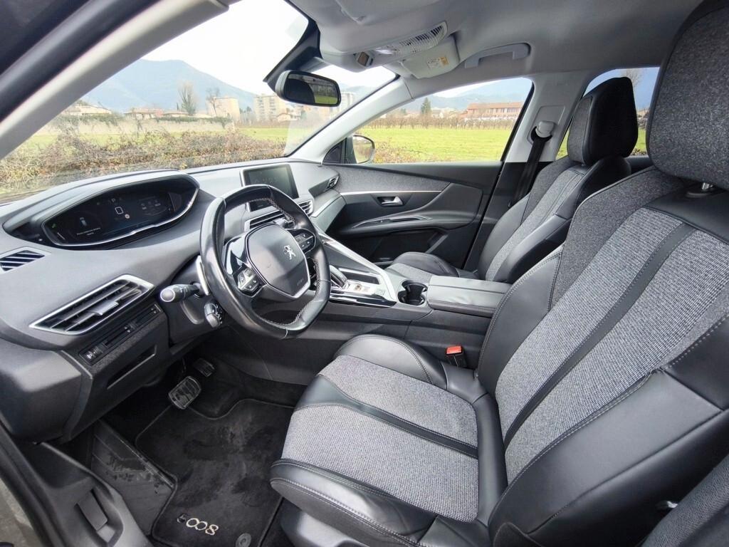 PEUGEOT 3008 1,6 BLUEHDI GT LINE – CAMBIO AUTOMATICO