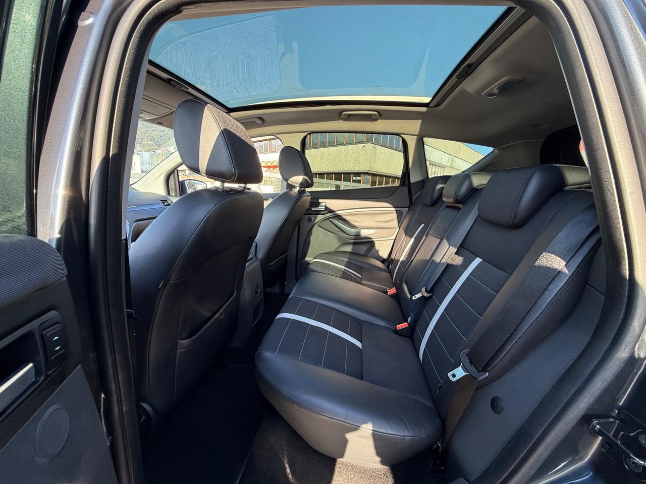 Ford Kuga 2.0 TDCi 136 CV 4WD 4x4 Titanium 176.000Km