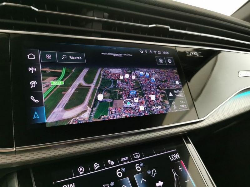 Audi Q8 3.0 tdi mhev S line edition quattro 286cv tiptronic