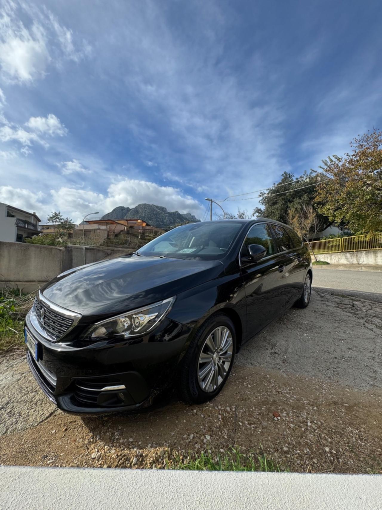 Peugeot 308 SW BlueHDi 130 S&S EAT8 Allure