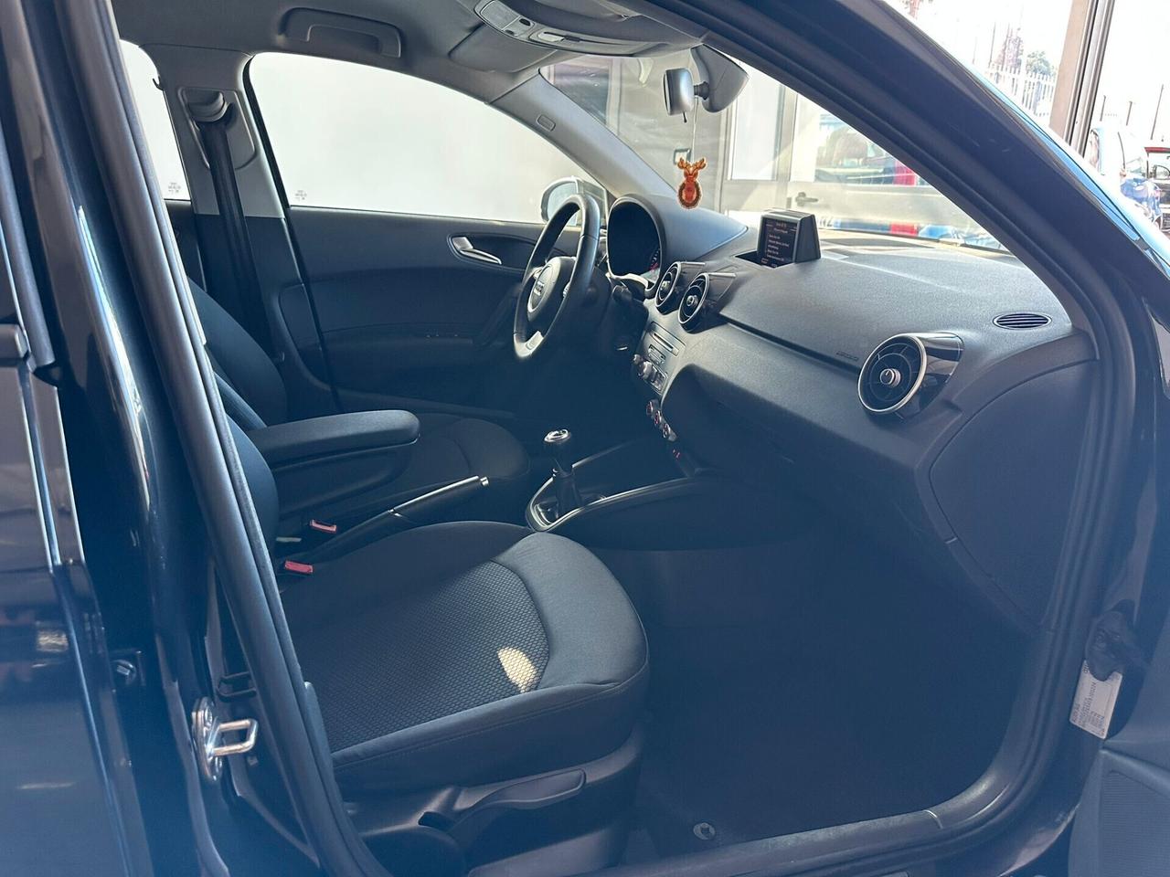 Audi A1 Sportback 1.6 TDI 90cv Sline FULL LED