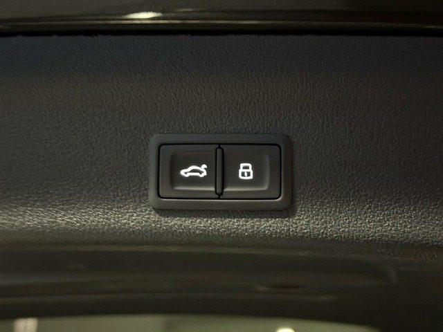 AUDI A6 Avant 40 2.0 TDI 204CV S tronic Business Design