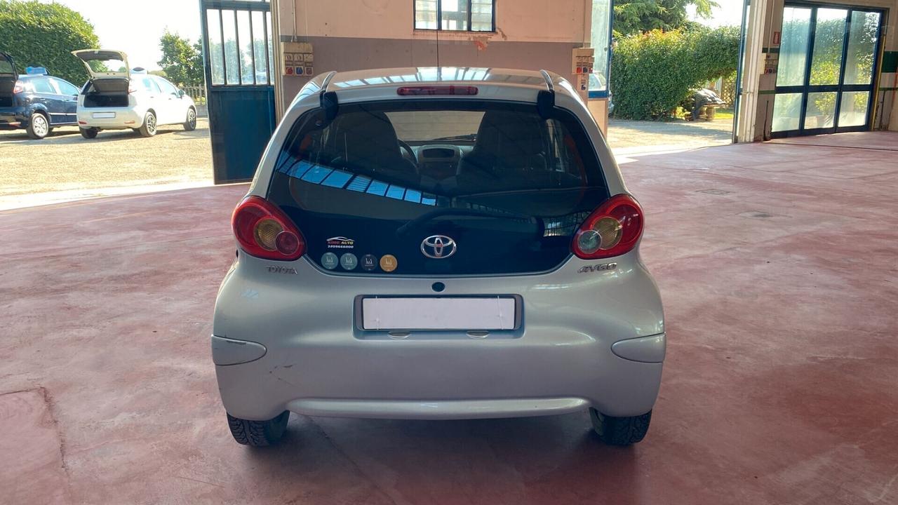 Toyota Aygo 1.0 12V VVT-i 5 porte