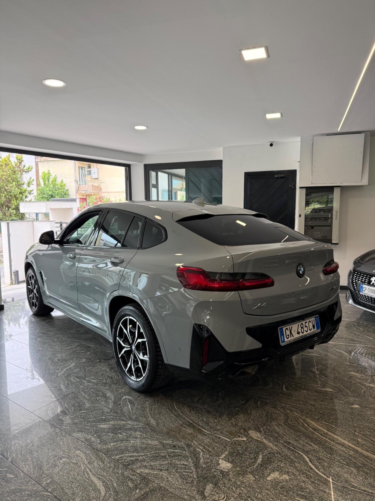 Bmw X4 M xDrive30d 48V 249CV