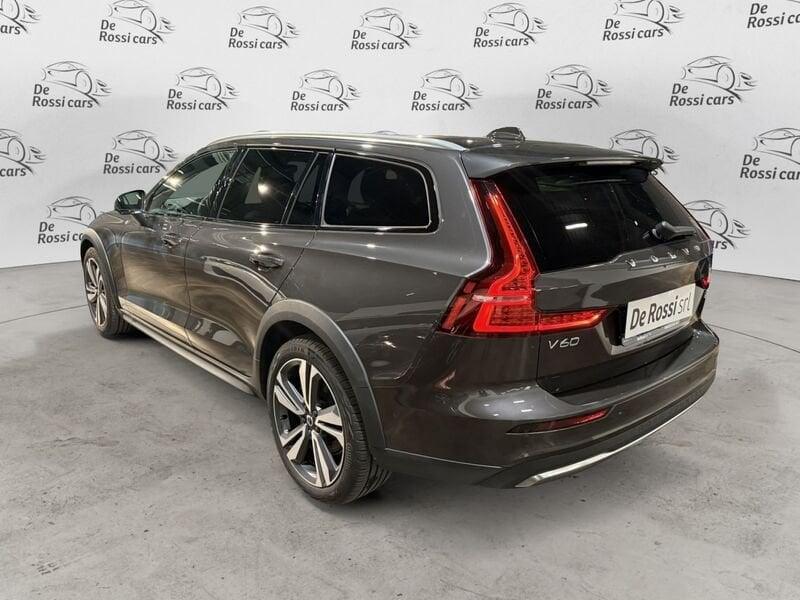 Volvo V60 Cross Country V60 Cross Country B4 (d) AWD automatico