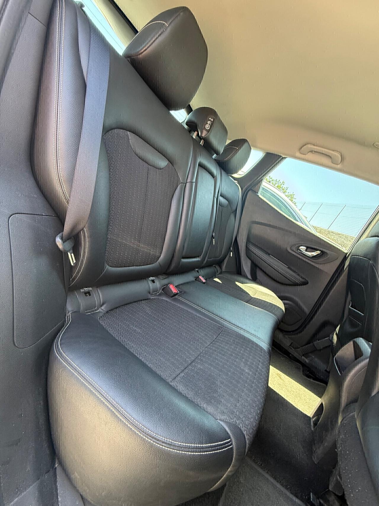Renault Kadjar dCi 130CV Energy Intens,LED,R-Link,Pelle,FULL OPTIONAL
