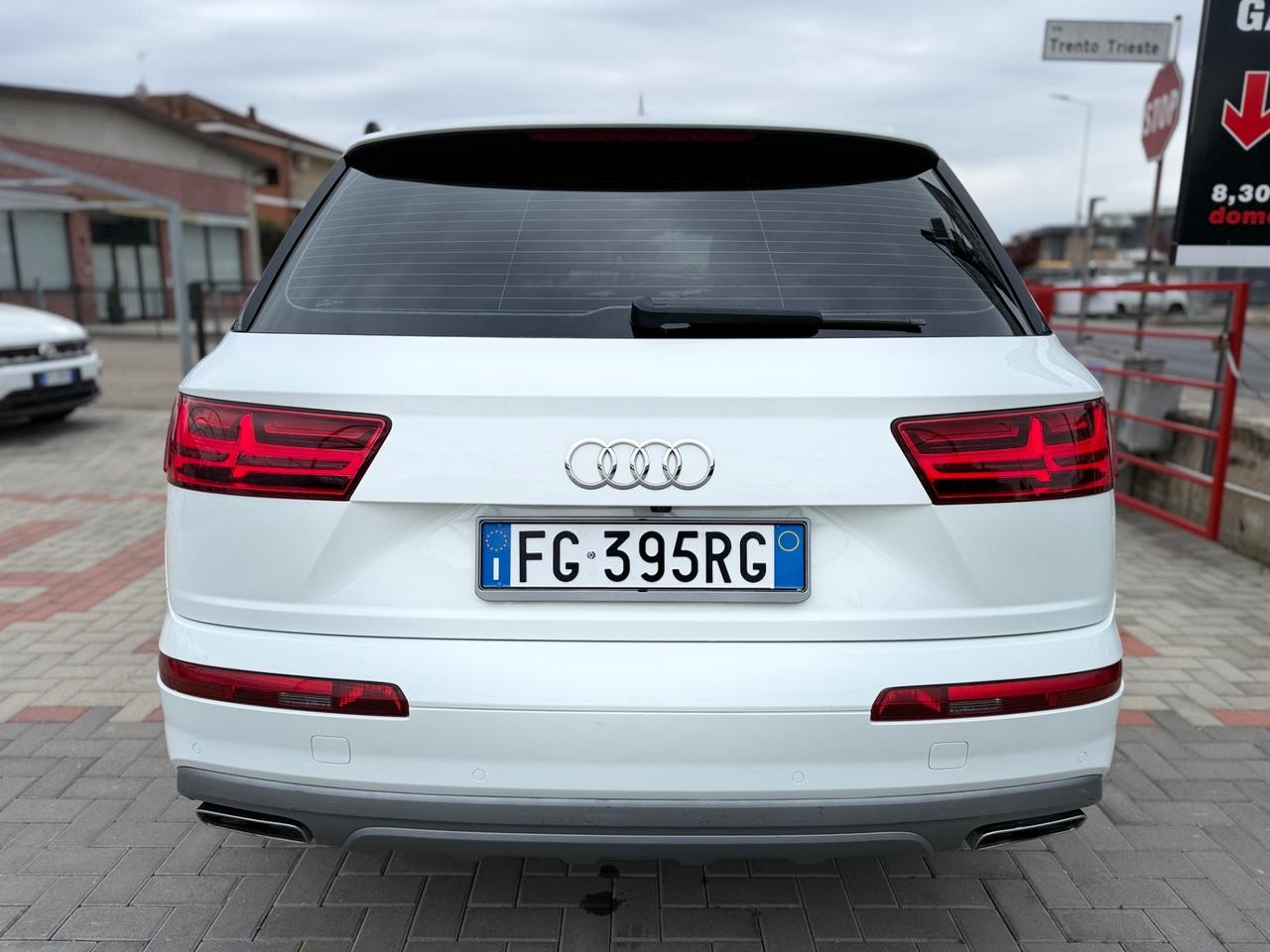 Audi Q7 3.0 TDI 272 CV quattro TETTO.SOFT CLOSE. FULL