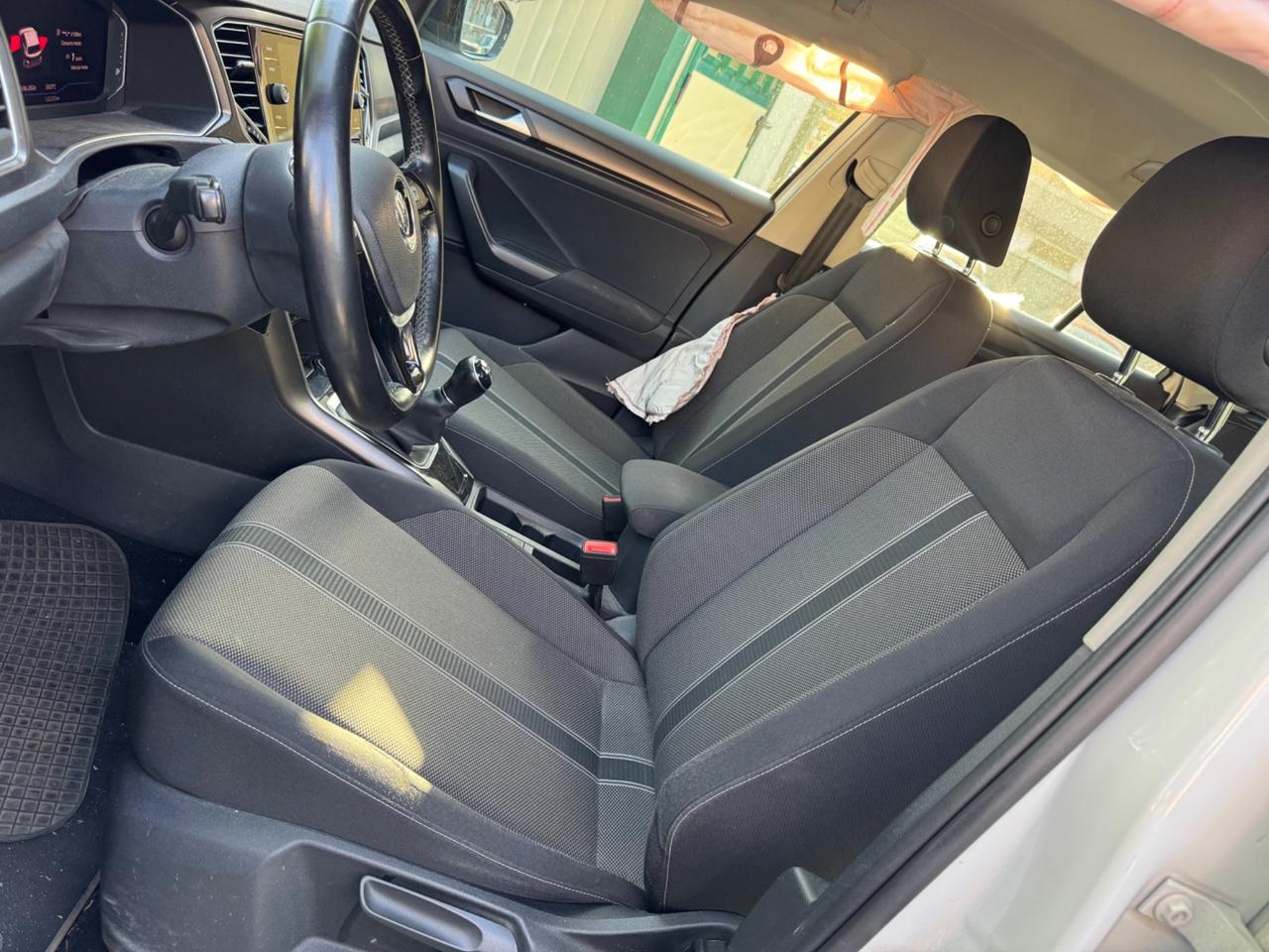 Volkswagen T-Roc 1.0 benzina sinistrata