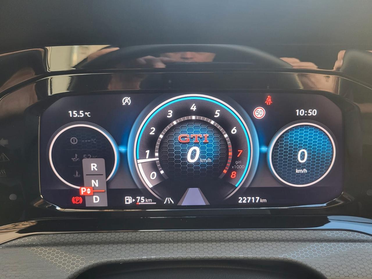 Volkswagen Golf GTI 2.0 DSG 245 CV/PELLE VIENNA / TETTO APRIBILE / FARI IQ...