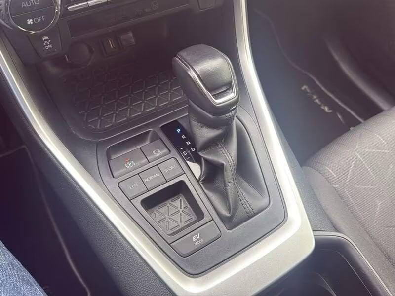 Toyota RAV4 RAV4 2.5 HV (218CV) E-CVT 2WD Business