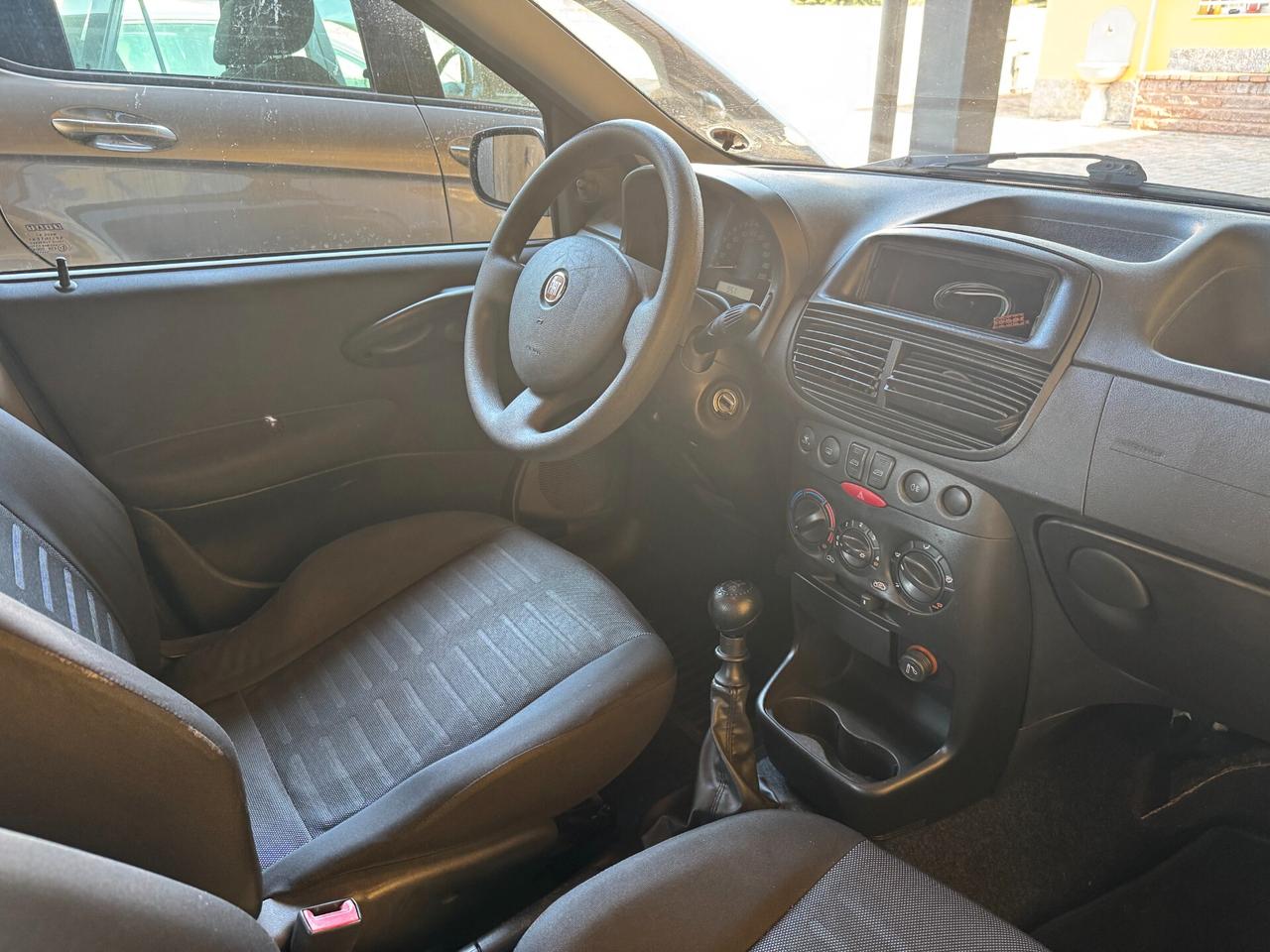 Fiat Punto Classic 1.2 5 porte Natural Power Active NEOPATENTATI