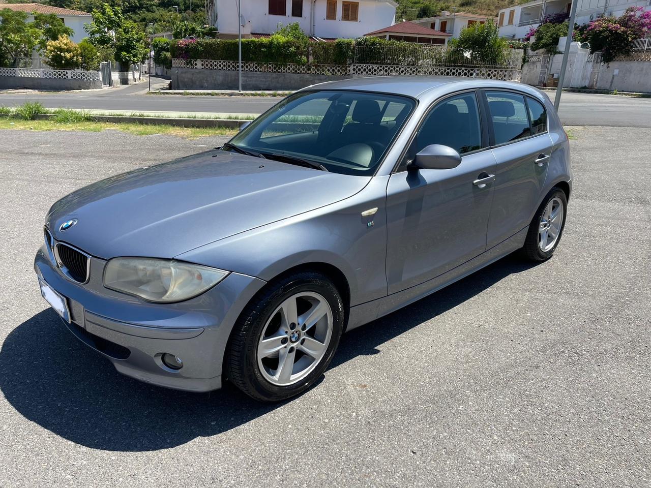 Bmw 116 116i cat 5 porte Futura SCAMBIO