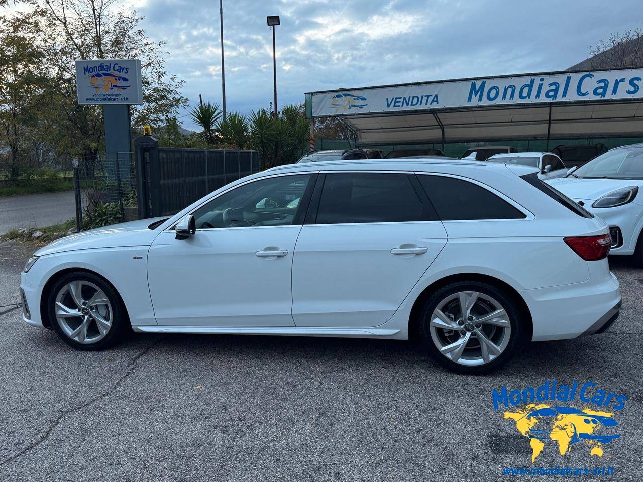 Audi A4 Avant 40 TDI quattro S tronic line edition