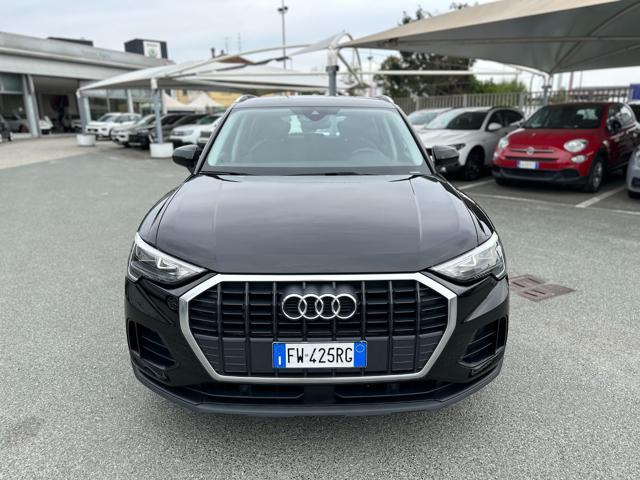 AUDI Q3 35 TDI S tronic Business