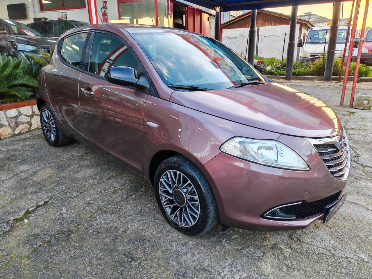 Lancia Ypsilon 1.3 diesel 05/2015 Cv95 ELLE