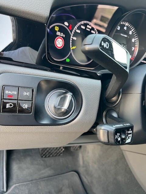 Porsche Cayenne 3.0 V6 E-Hybrid Approved