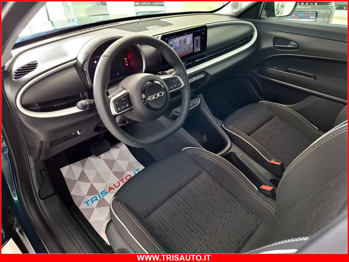 FIAT 600 1.2T MHEV DCT POP NEOPATENTATI (FARI LED)