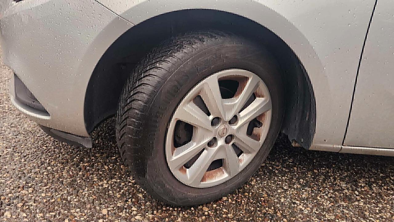 Opel Corsa 1.2 5 porte n-Joy Neopatentati