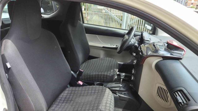 TOYOTA iQ 1.0 CVT Trend