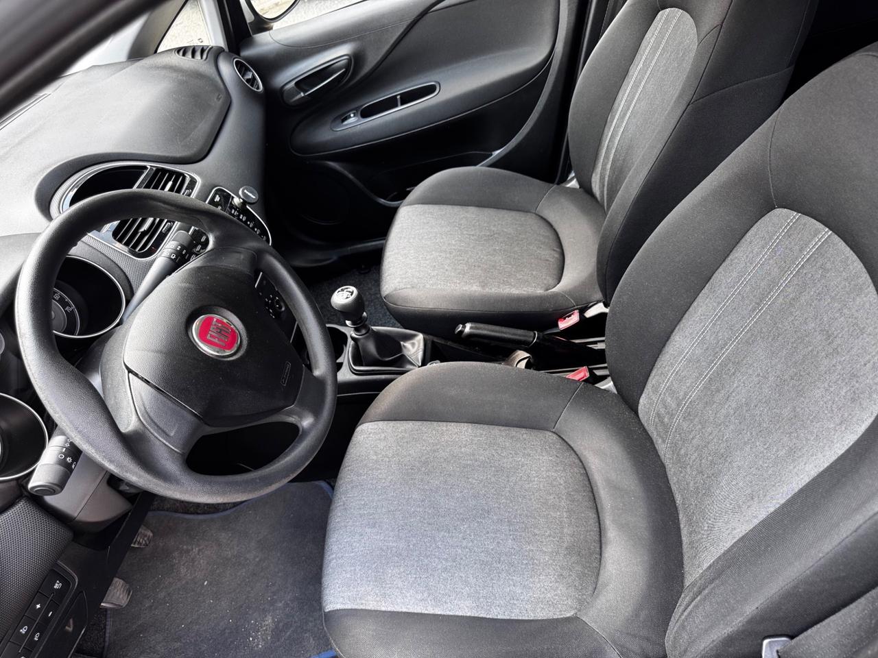 Fiat Punto 1.2 8V 5 porte Lounge neopatentati
