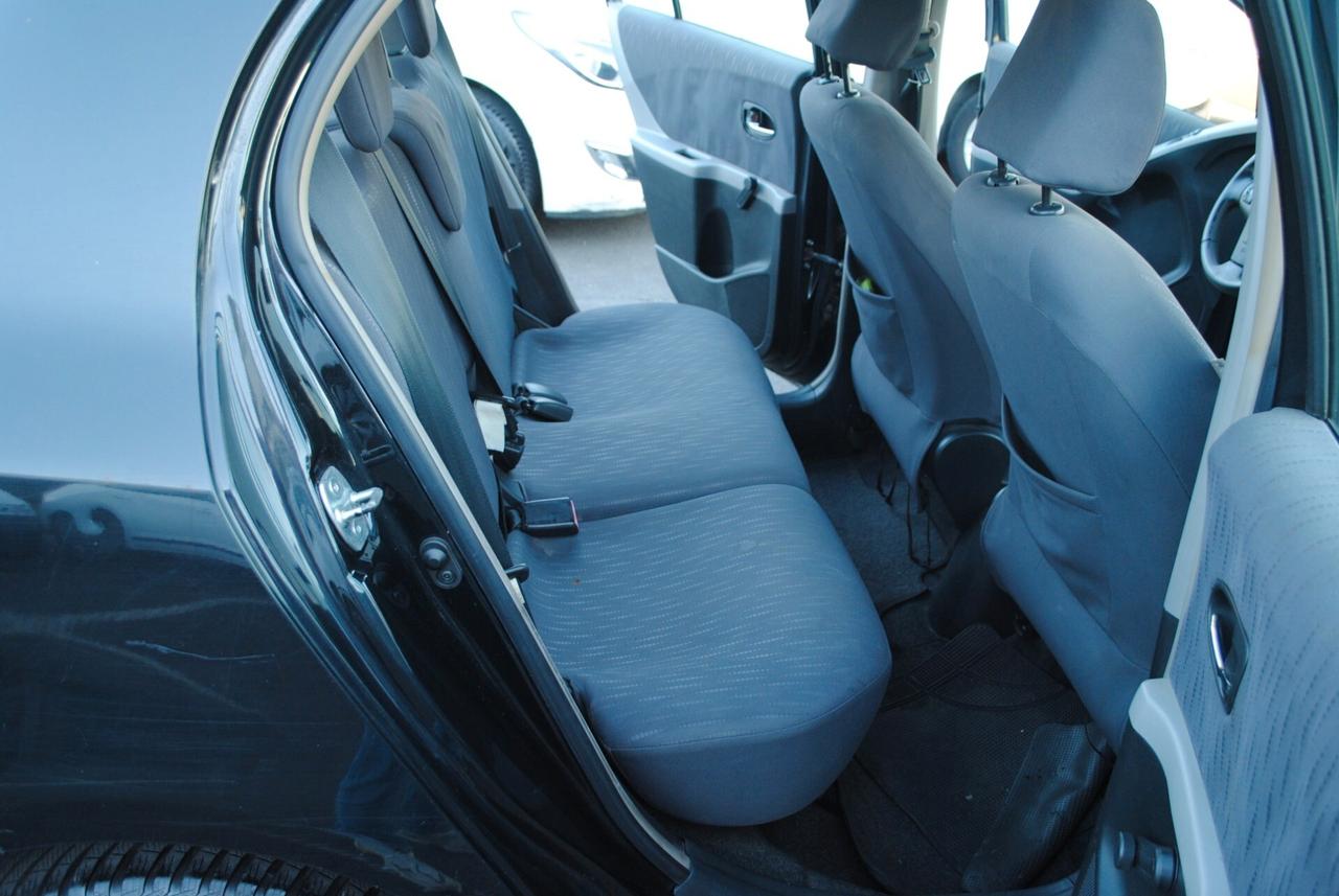 TOYOTA YARIS 1.3 101 CV